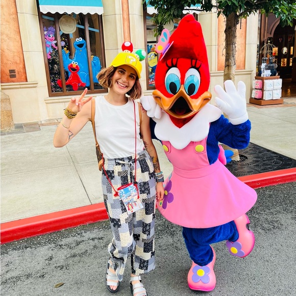 Meet your Posher, Cloe - Picture 7 of 10